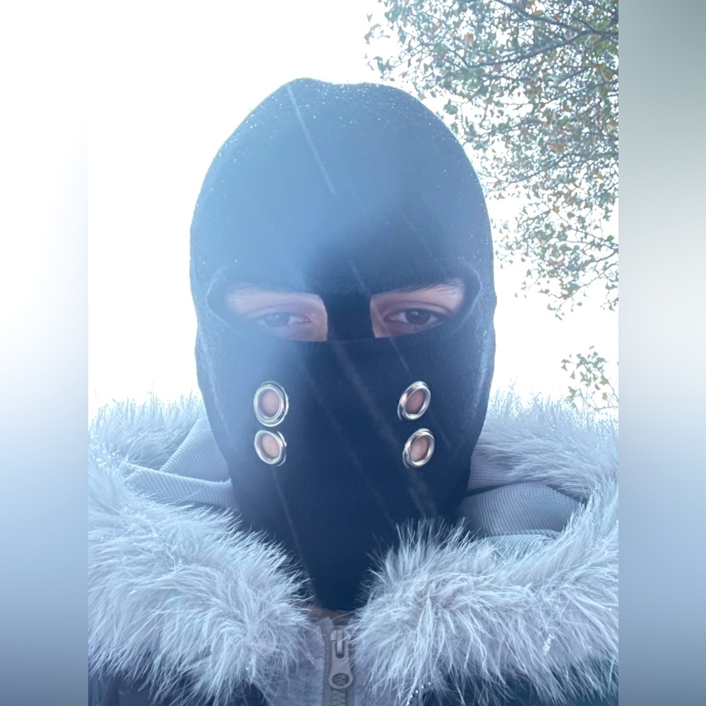 Unknown - Picture 1 of 2
